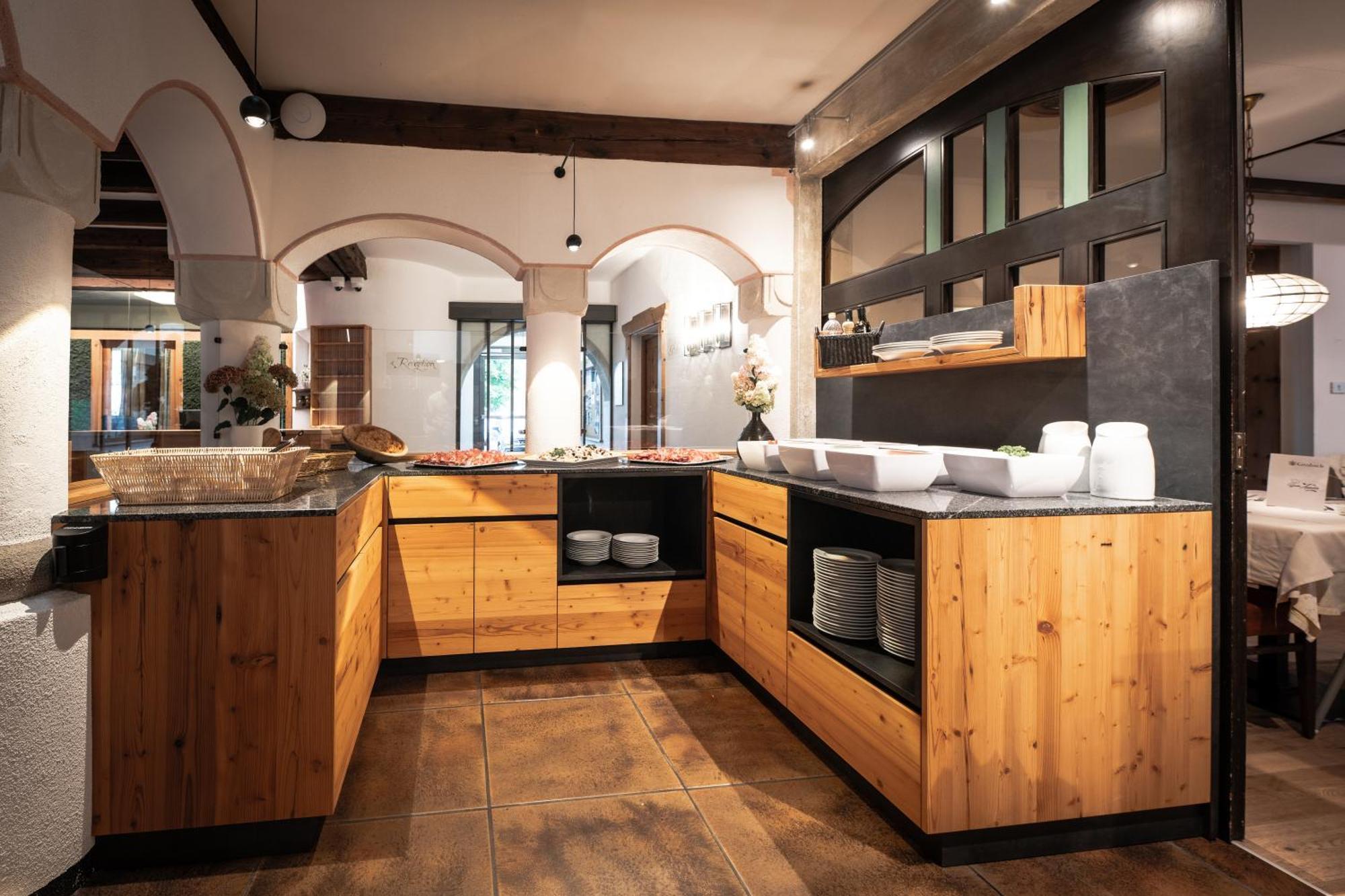Hotel Gissbach Brunico Esterno foto